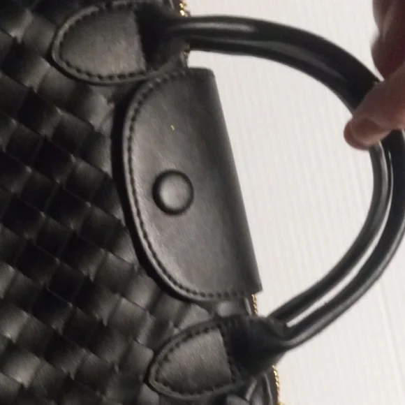 Expressions NYC Black Bag - Picture 9 of 13